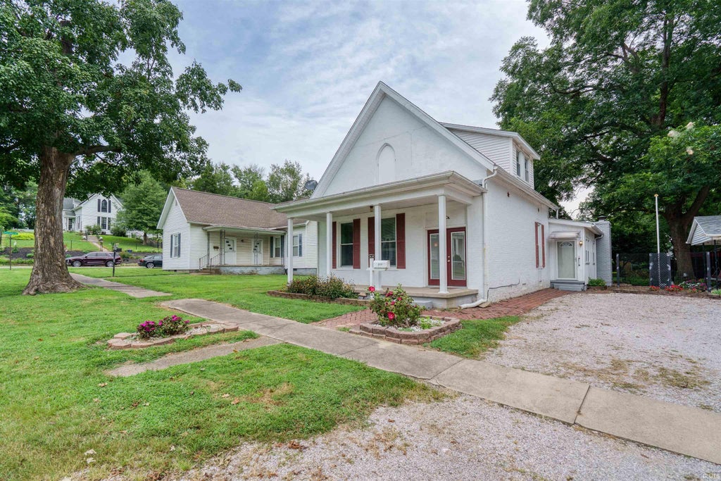 Photo of 211 N Lincoln Avenue, Rockport, IN 47635 (MLS # 202635380)