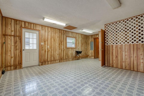 Tiny photo for 211 N Lincoln Avenue, Rockport, IN 47635 (MLS # 202635380)