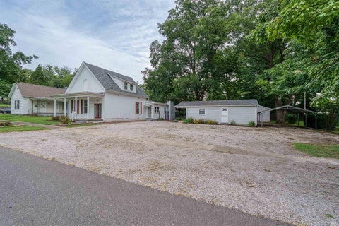 Tiny photo for 211 N Lincoln Avenue, Rockport, IN 47635 (MLS # 202635380)
