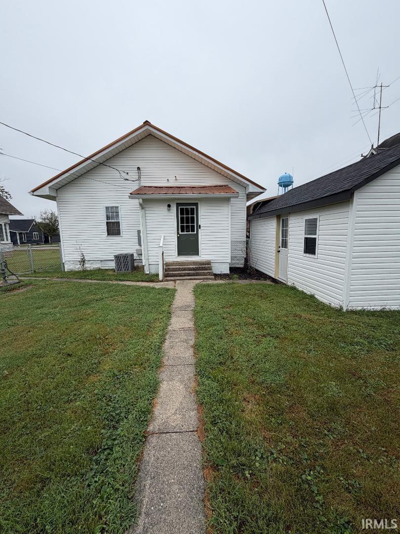 Photo of 313 S Park Avenue, Jasonville, IN 47438 (MLS # 202639102)