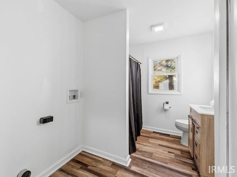 Tiny photo for 560 E 900 S, Fairmount, IN 46928 (MLS # 202643828)