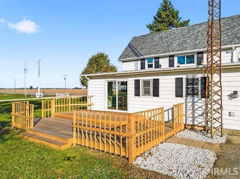 Tiny photo for 560 E 900 S, Fairmount, IN 46928 (MLS # 202643828)
