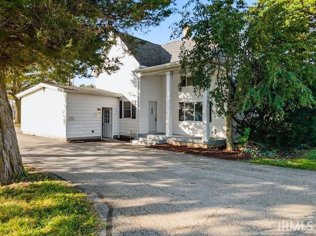 Photo of 560 E 900 S, Fairmount, IN 46928 (MLS # 202643828)