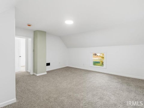 Tiny photo for 560 E 900 S, Fairmount, IN 46928 (MLS # 202643828)