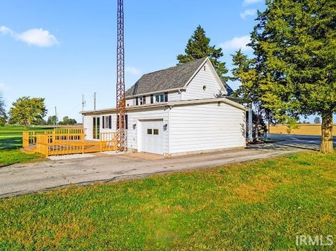 Tiny photo for 560 E 900 S, Fairmount, IN 46928 (MLS # 202643828)