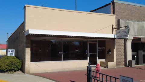 Photo of 116 Constitution Plaza, Monticello, IN 47960 (MLS # 202633867)