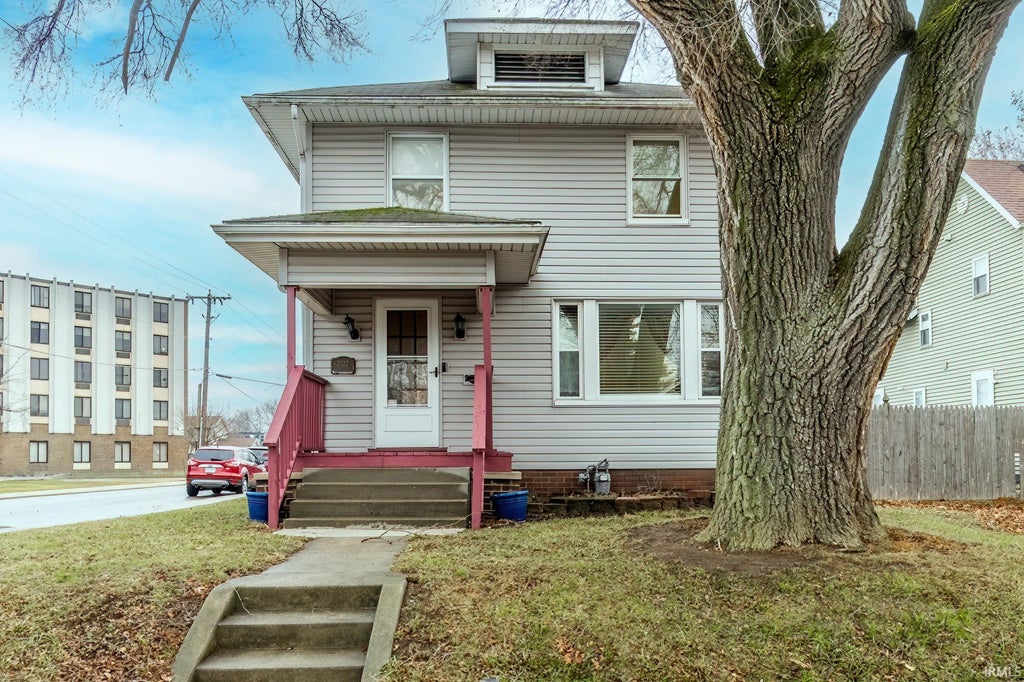 Photo of 2022 Saint Mary's Avenue, Fort Wayne, IN 46808 (MLS # 202631491)