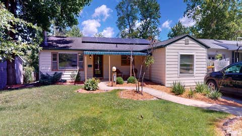 Photo of 425 E Dodds Street, Bloomington, IN 47401 (MLS # 202624405)