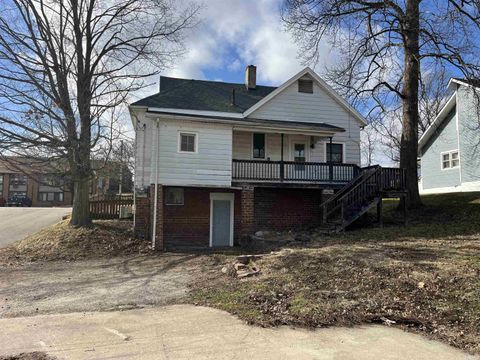 Tiny photo for 311 N Mill Street, Veedersburg, IN 47987 (MLS # 202605705)