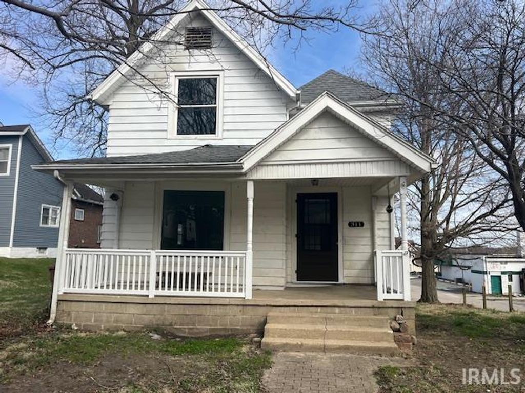 Photo of 311 N Mill Street, Veedersburg, IN 47987 (MLS # 202605705)