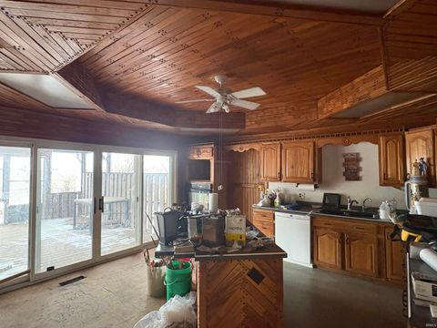 Tiny photo for 12160 E 400 N, Greentown, IN 46936 (MLS # 202606115)