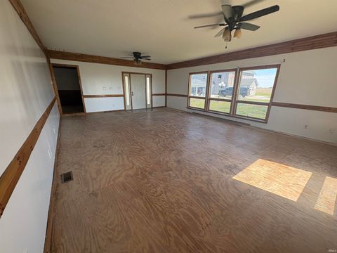 Tiny photo for 12160 E 400 N, Greentown, IN 46936 (MLS # 202606115)
