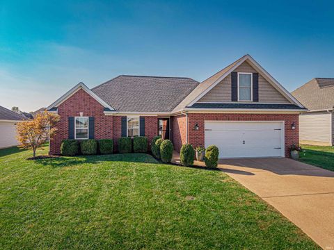 Photo of 3142 Helmsford Court, Evansville, IN 47715 (MLS # 202542322)