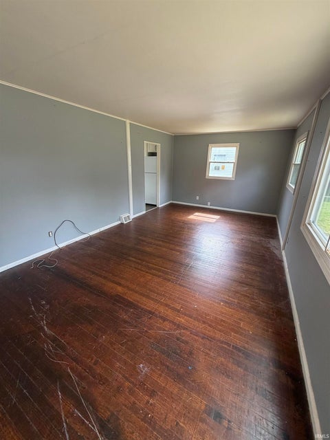 Tiny photo for 4821 Weisser Park Avenue, Fort Wayne, IN 46806 (MLS # 202637953)