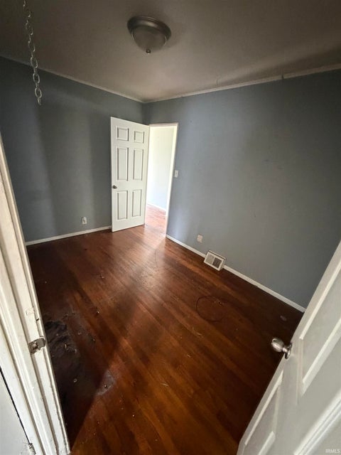 Tiny photo for 4821 Weisser Park Avenue, Fort Wayne, IN 46806 (MLS # 202637953)