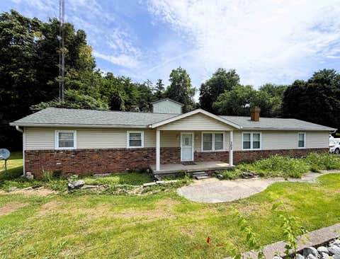 Photo of 302 W Main Street, Ellettsville, IN 47429 (MLS # 202627133)
