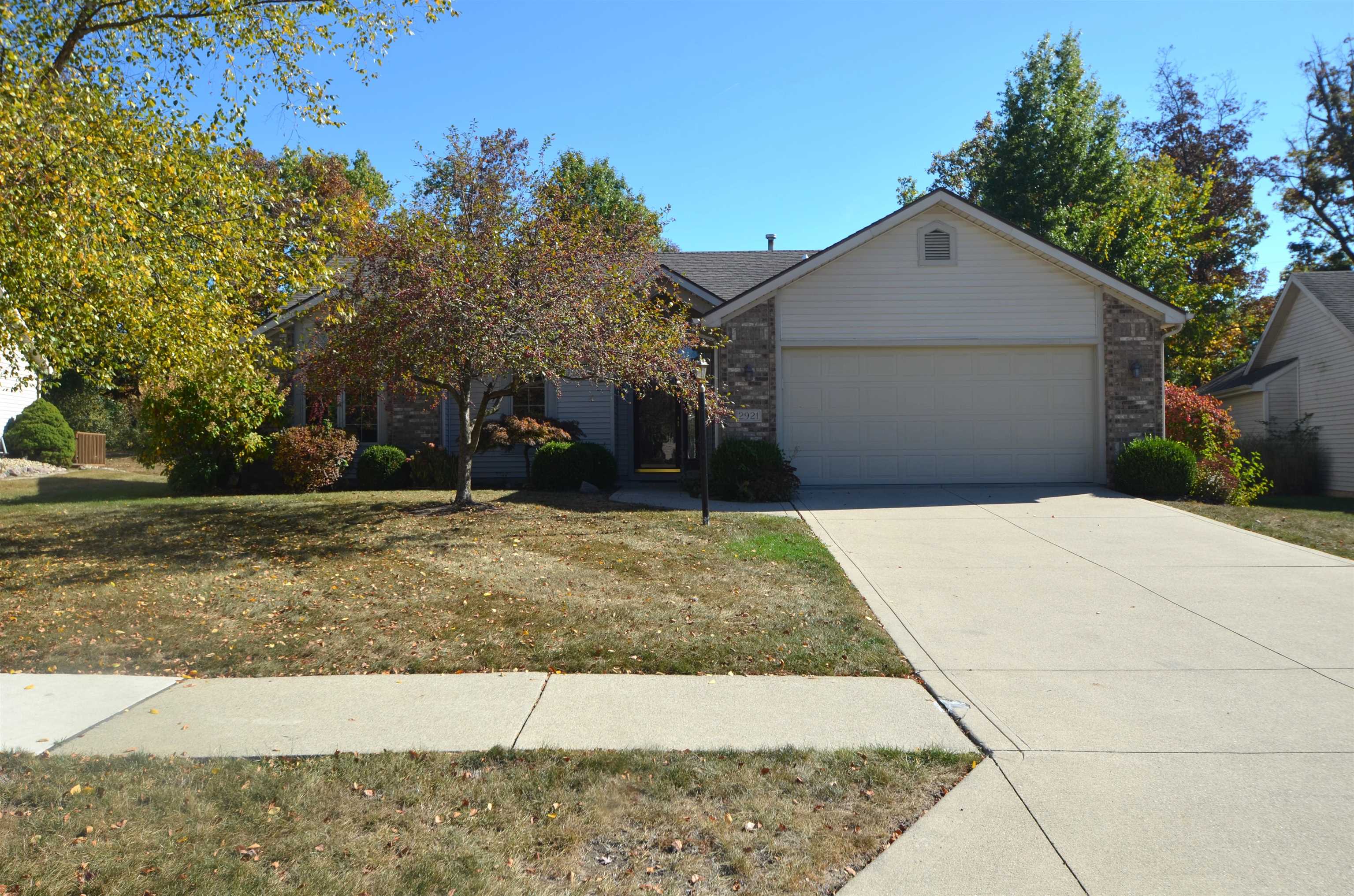 2921 Hedgerow Pass