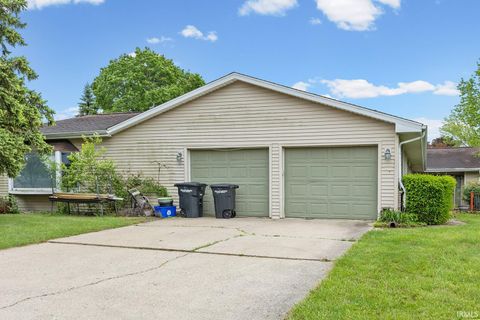 Tiny photo for 907 Woodmere Drive, Lafayette, IN 47905 (MLS # 202616936)