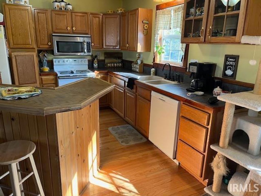 Photo of 155 Oregon Street, Berne, IN 46711 (MLS # 202544421)