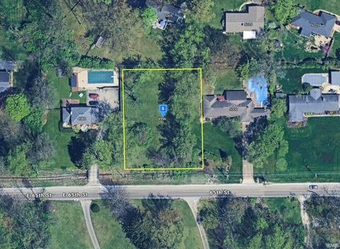 Photo of 4996 E 65th Street, Indianapolis, IN 46220 (MLS # 202608395)