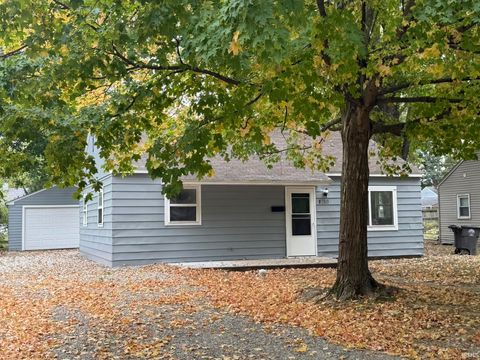 Photo of 4821 Oliver Street, Fort Wayne, IN 46806 (MLS # 202540667)