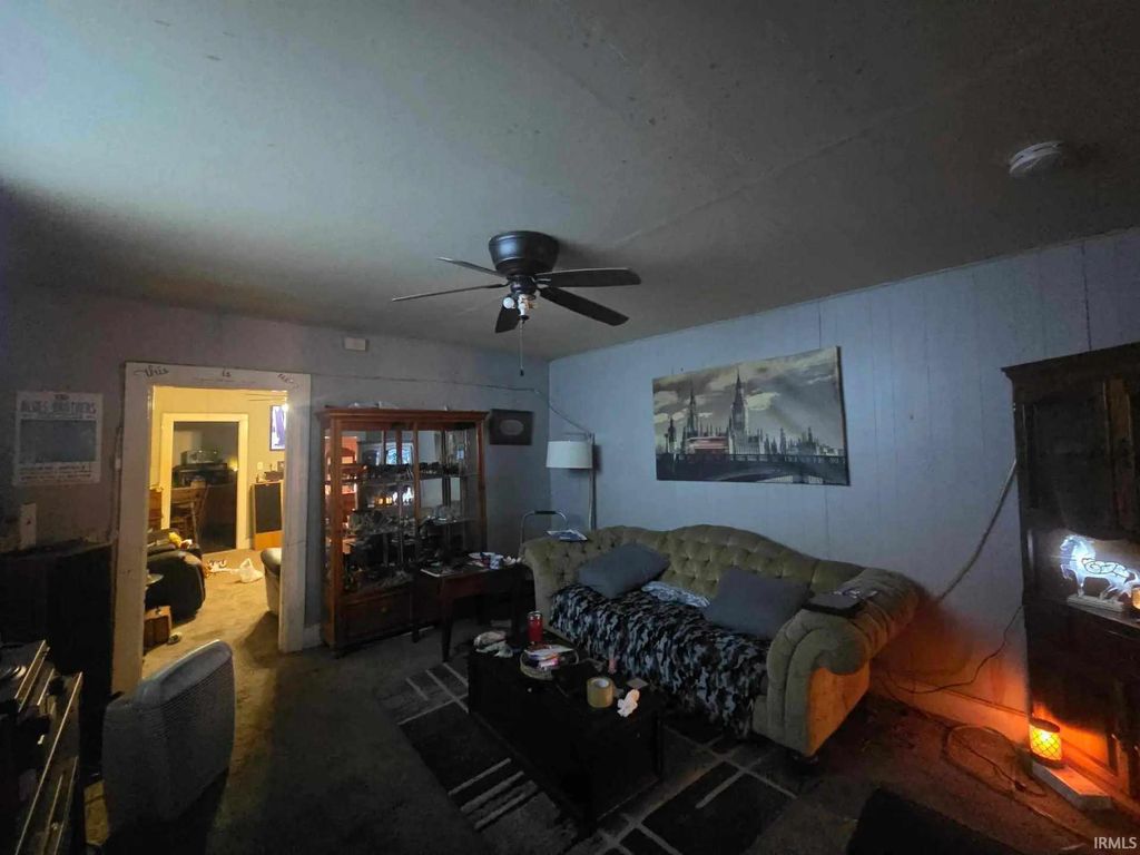 Photo of 1015 N Governor Street, Evansville, IN 47711 (MLS # 202608018)