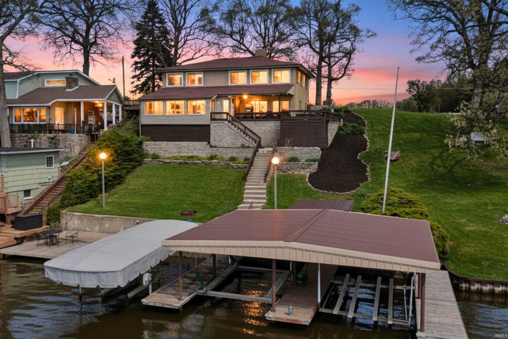 Photo of 5547 N West Shafer Drive, Monticello, IN 47960 (MLS # 202615526)