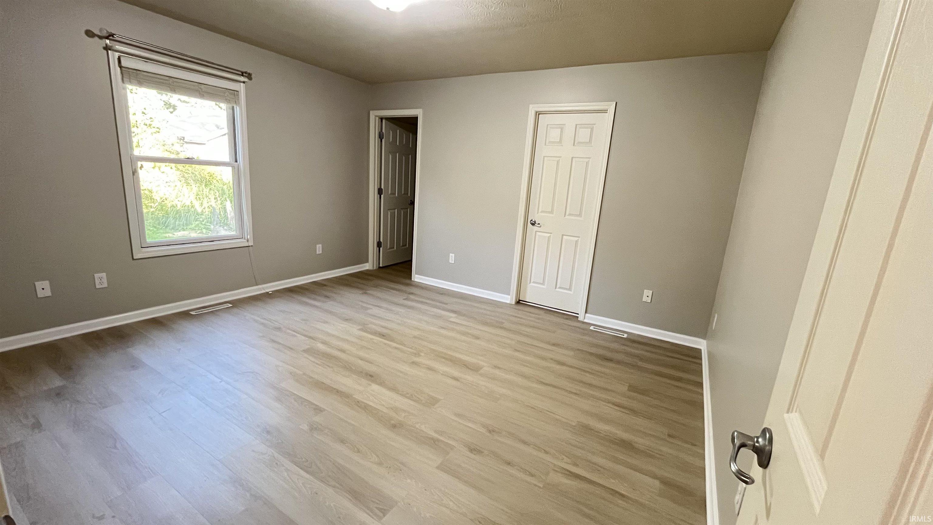 Granger, Indiana 46530, United States, 3 Bedrooms Bedrooms, ,2 BathroomsBathrooms,Residential,Active,209420