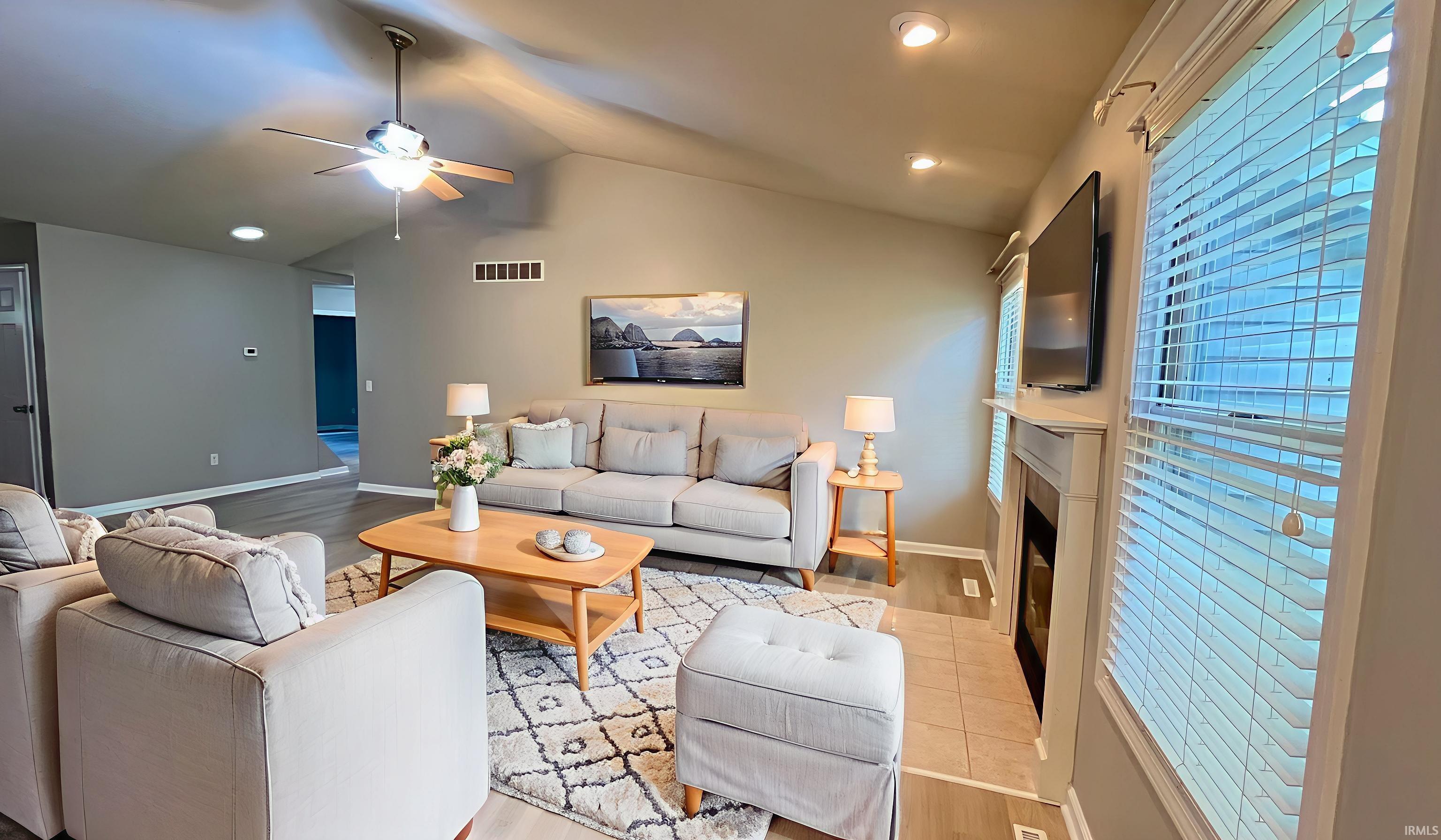 Granger, Indiana 46530, United States, 3 Bedrooms Bedrooms, ,2 BathroomsBathrooms,Residential,Active,209420