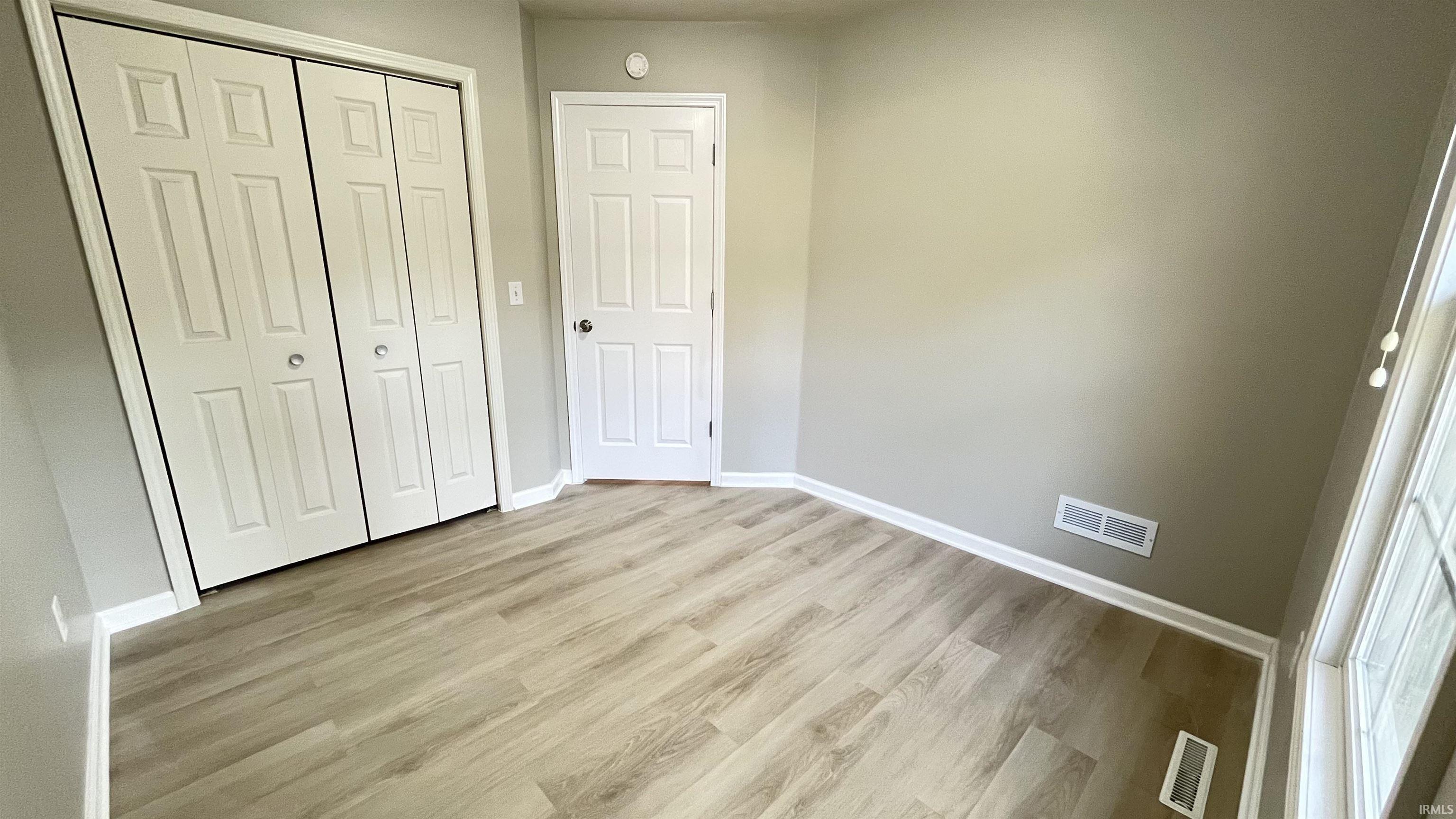 Granger, Indiana 46530, United States, 3 Bedrooms Bedrooms, ,2 BathroomsBathrooms,Residential,Active,209420