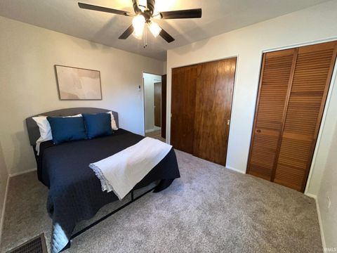 Tiny photo for 2511 Walker Avenue, Kokomo, IN 46901 (MLS # 202540336)