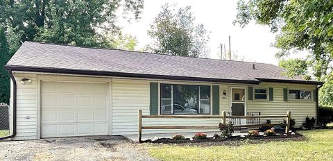 Photo of 2511 Walker Avenue, Kokomo, IN 46901 (MLS # 202540336)