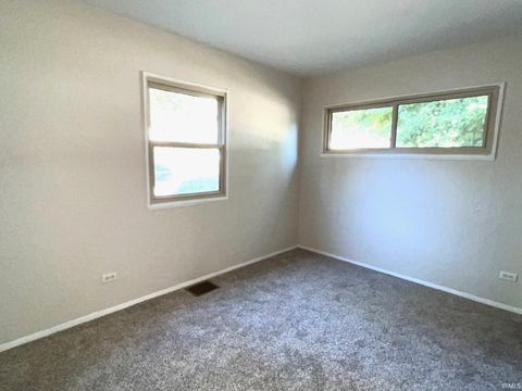 Tiny photo for 2511 Walker Avenue, Kokomo, IN 46901 (MLS # 202540336)