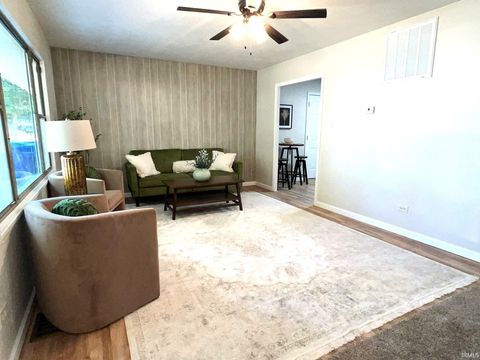 Tiny photo for 2511 Walker Avenue, Kokomo, IN 46901 (MLS # 202540336)