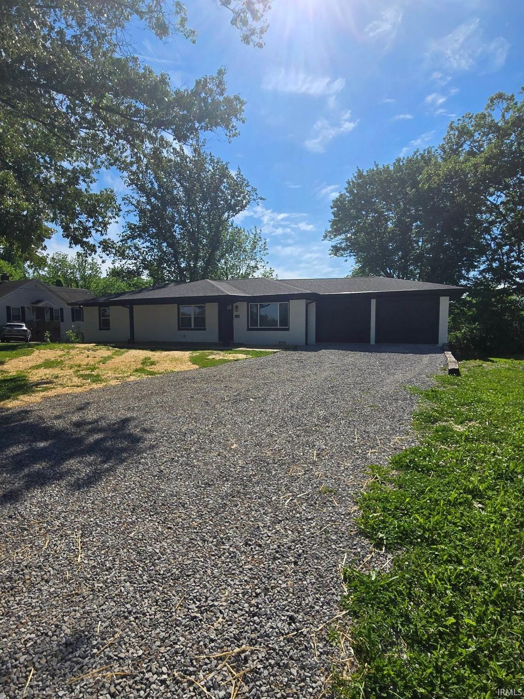 Photo of 5318 Kratzville Road, Evansville, IN 47710 (MLS # 202616118)