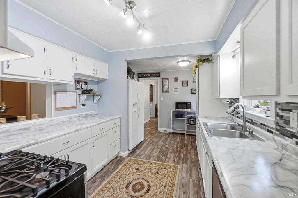 Photo of 3715 Nokomis Road, Fort Wayne, IN 46809 (MLS # 202634684)