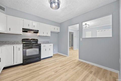 Tiny photo for 709 W Cromer Street, Muncie, IN 47304 (MLS # 202638859)