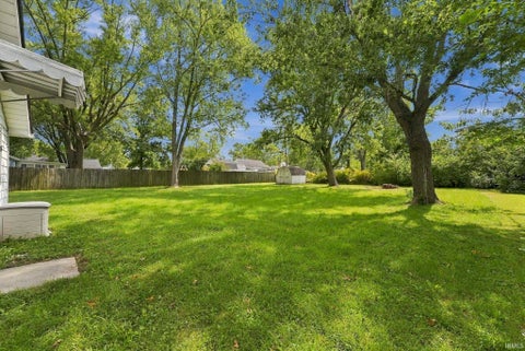 Tiny photo for 709 W Cromer Street, Muncie, IN 47304 (MLS # 202638859)