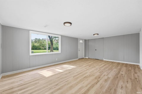 Tiny photo for 709 W Cromer Street, Muncie, IN 47304 (MLS # 202638859)