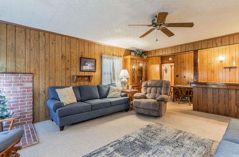 Tiny photo for 321 E Chestnut Street, Boonville, IN 47601 (MLS # 202612041)