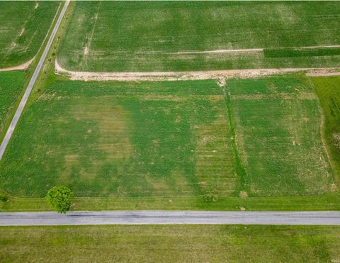 Tiny photo for County Road 480 W Lot 4, Rossville, IN 46065 (MLS # 202500959)