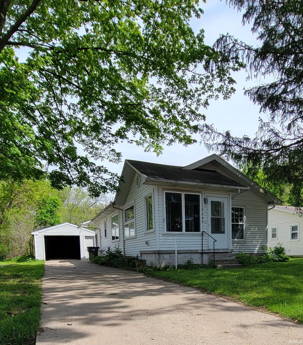Photo of 19649 Darden Road, South Bend, IN 46637 (MLS # 202617514)