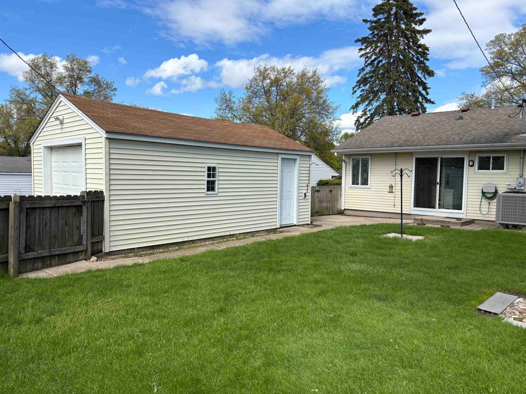 Photo of 3409 Addison Street, South Bend, IN 46614 (MLS # 202616420)