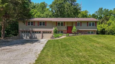 Photo of 11000 Fischer Road, Evansville, IN 47720 (MLS # 202618041)