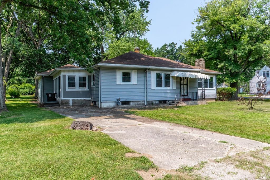 Photo of 4602 Euclid Avenue, Fort Wayne, IN 46806 (MLS # 202628804)