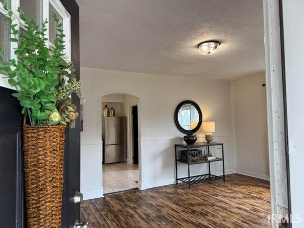 Photo of 808 E 13th Street, Muncie, IN 47302 (MLS # 202605273)