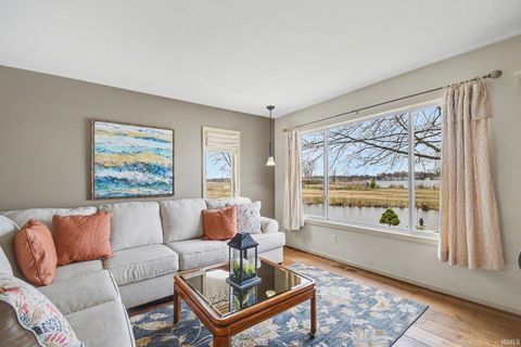 Tiny photo for 5940 E George Street, Syracuse, IN 46567 (MLS # 202612683)