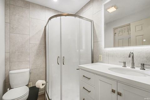 Tiny photo for 5940 E George Street, Syracuse, IN 46567 (MLS # 202612683)