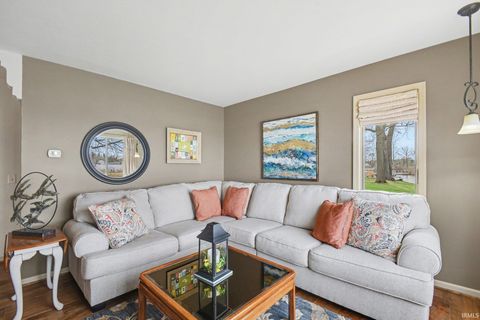 Tiny photo for 5940 E George Street, Syracuse, IN 46567 (MLS # 202612683)