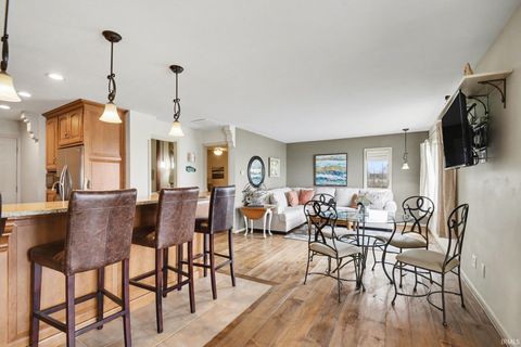 Tiny photo for 5940 E George Street, Syracuse, IN 46567 (MLS # 202612683)